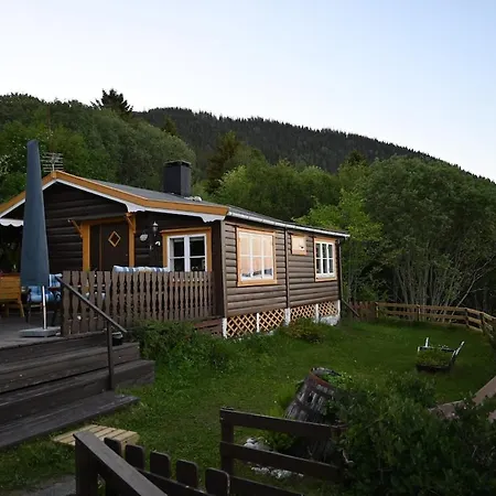 En Perle I Trondheimsfjorden トロンハイム